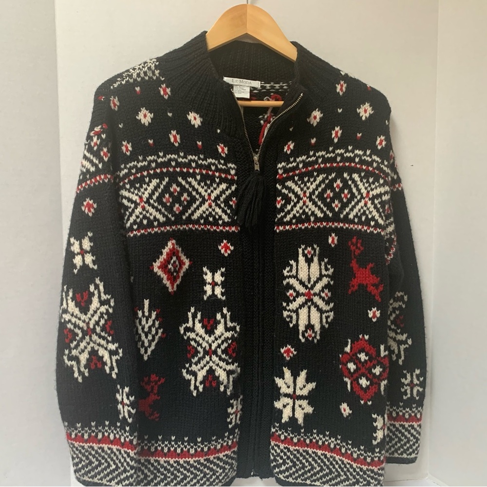 LeModa Black Nordic Pattern Women’s Sweater Size Small